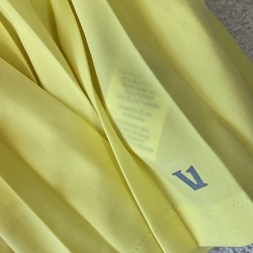 Vuori Clementine Pleated Skirt 15”-NWT!! - Picture 8 of 10
